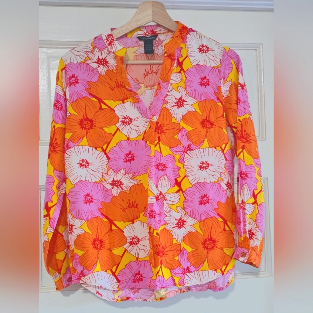 Millenium Floral V-Neck Blouse